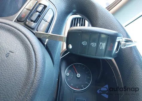 2017 Kia Optima Lx from USA, damaged, VIN 5XXGT4L35HG151090